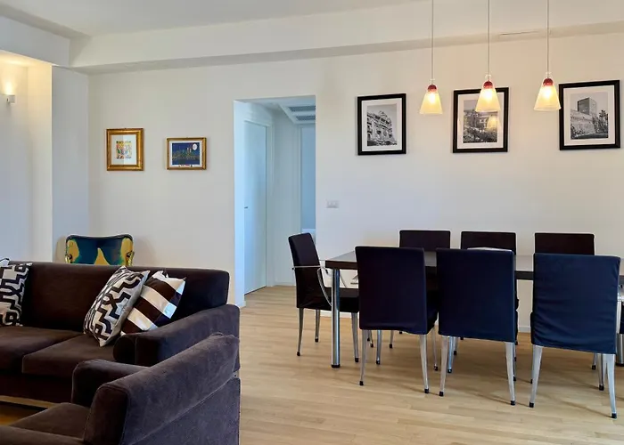 Laus Via Sparano Attico - Penthouse In The Heart Of Appartement