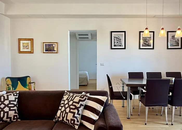 Laus Via Sparano Attico - Penthouse In The Heart Of Appartement Bari