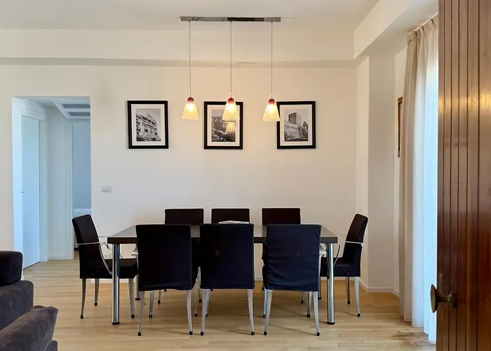 Laus Via Sparano Attico - Penthouse In The Heart Of Appartement *