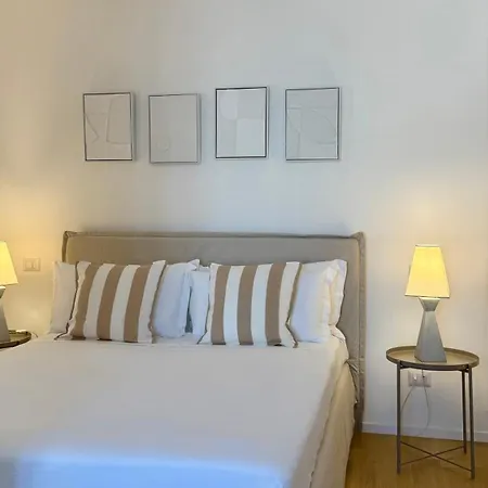 Laus Via Sparano Attico - Penthouse In The Heart Of Appartement